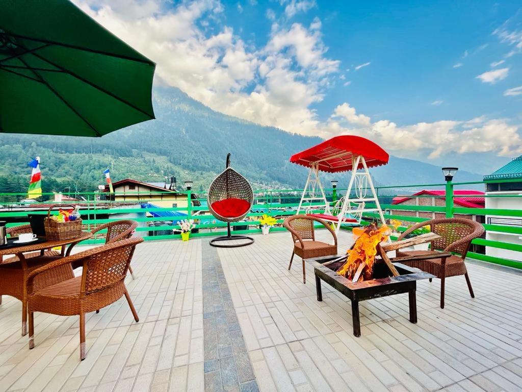 Tata Vista Resort Mall Road Manali - Centrally Heated & Air Cooled Exteriér fotografie